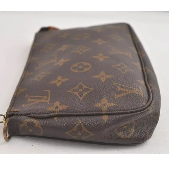 LOUIS VUITTON MONOGRAM POCHETTE - Picture 5 of 14